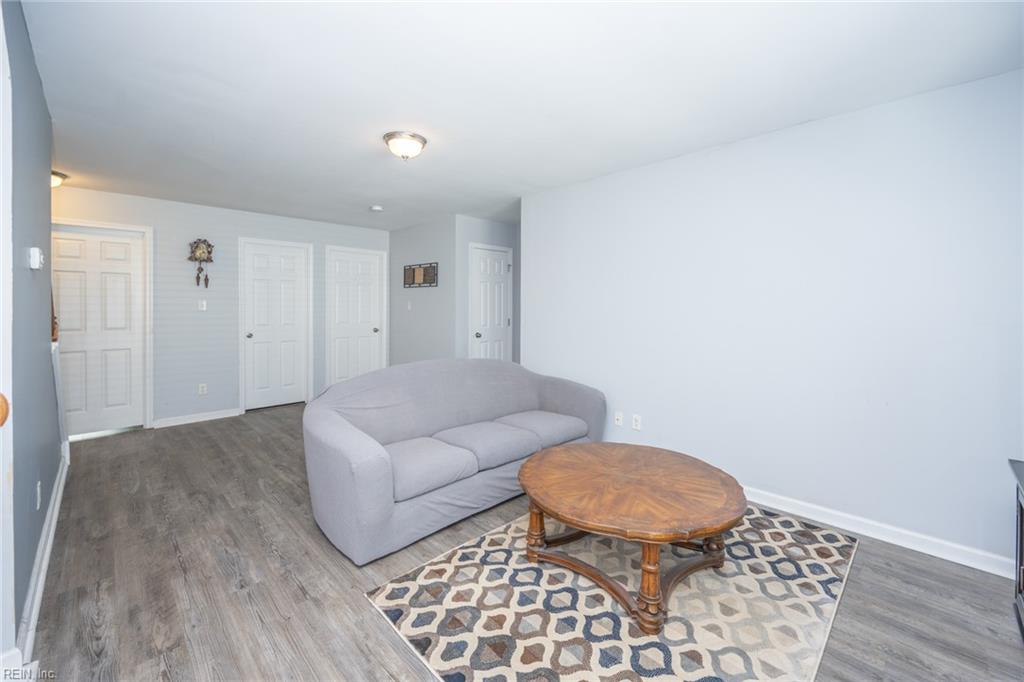 108 Foster Road Yorktown VA 23690