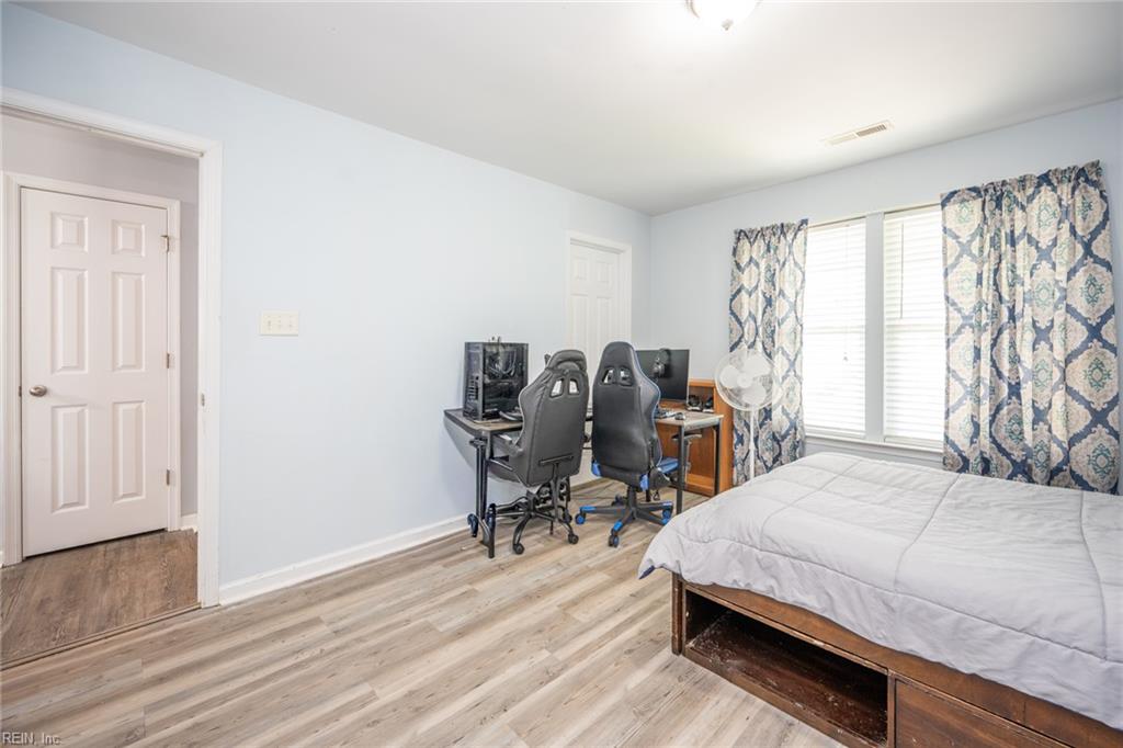 108 Foster Road Yorktown VA 23690