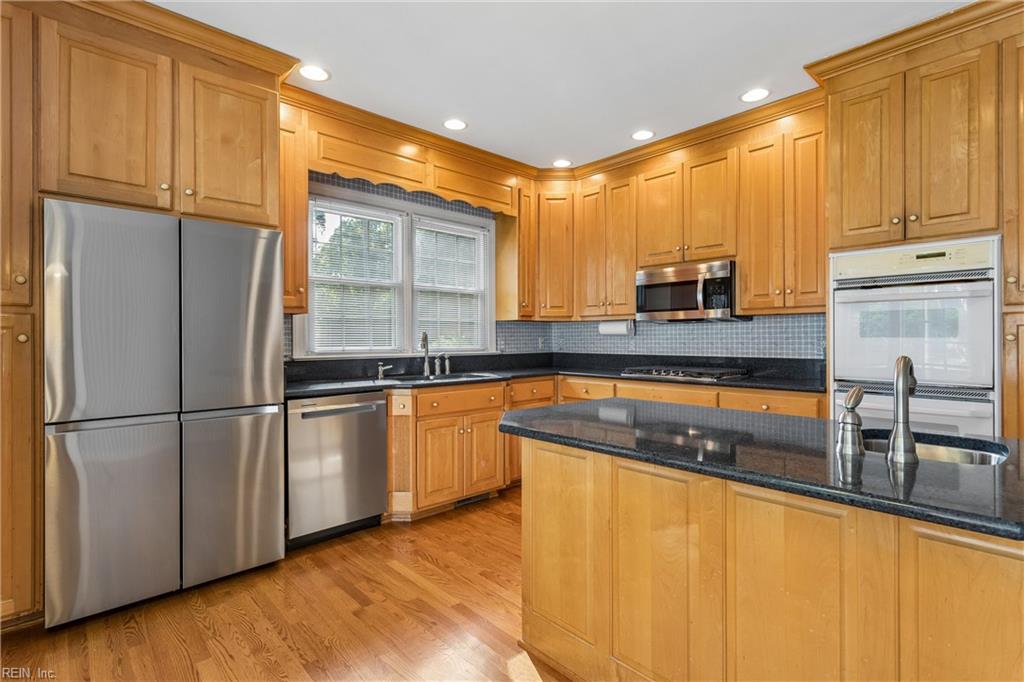 402 Comfort Cove Newport News VA 23606