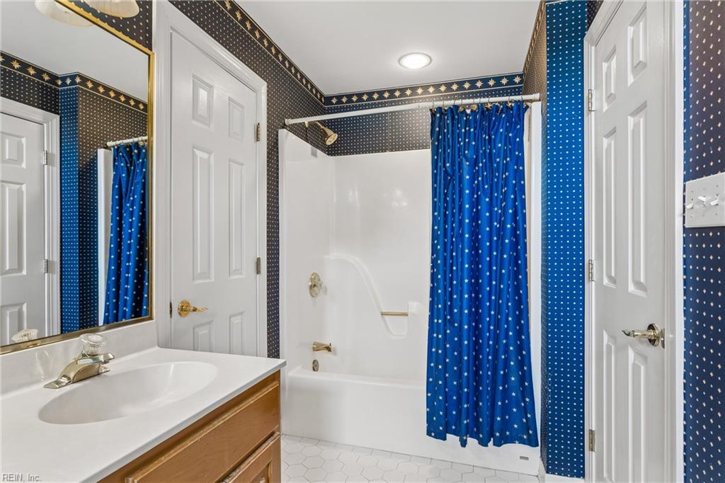 402 Comfort Cove Newport News VA 23606