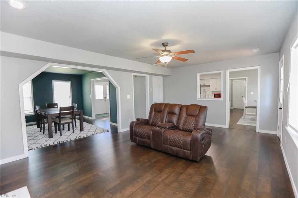 939 Coach Trail Newport News VA 23608