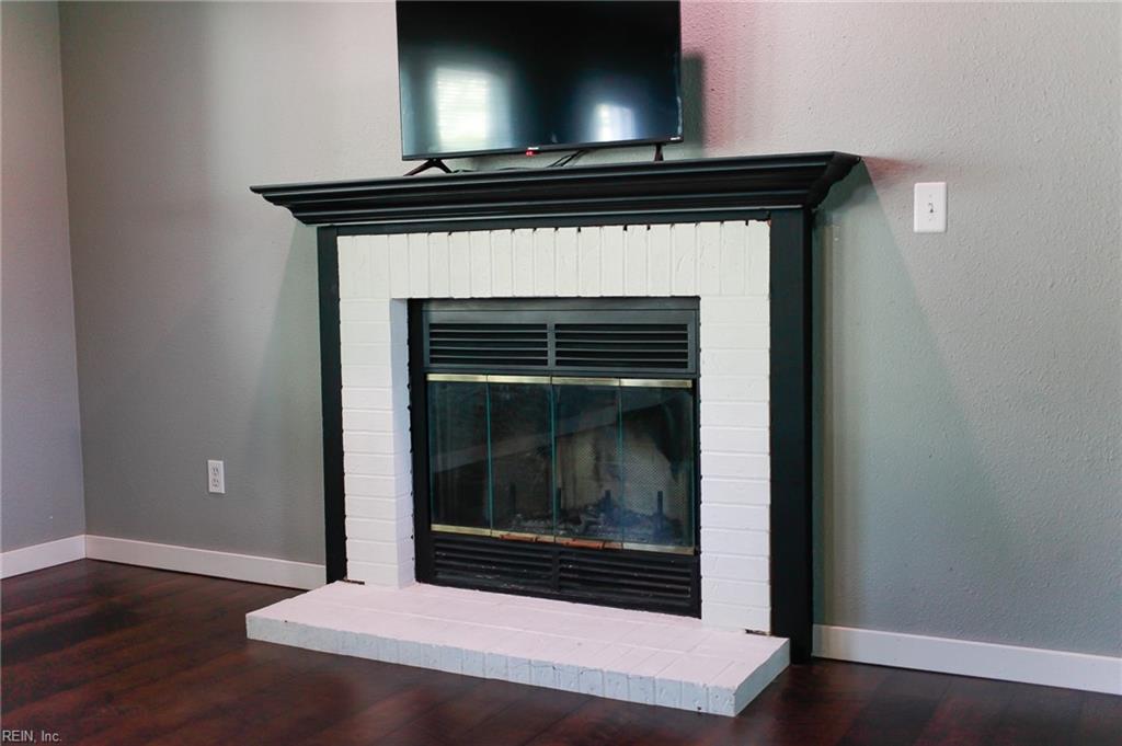 939 Coach Trail Newport News VA 23608