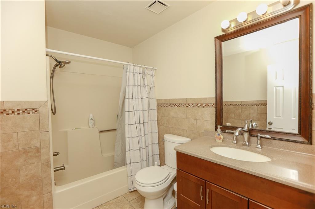 939 Coach Trail Newport News VA 23608