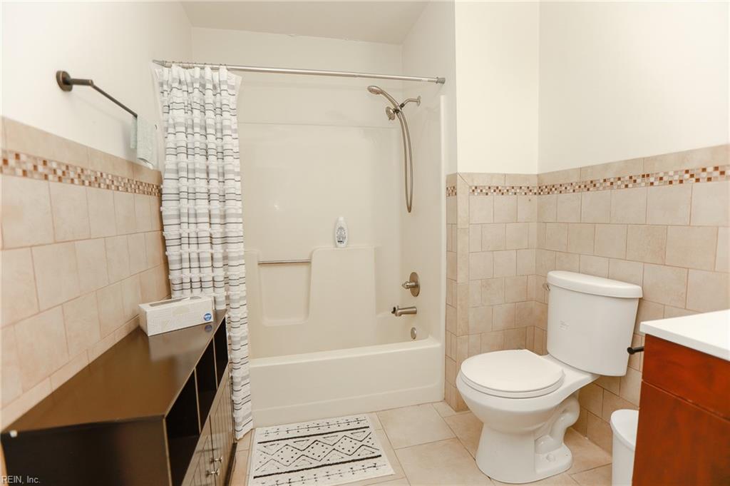 939 Coach Trail Newport News VA 23608