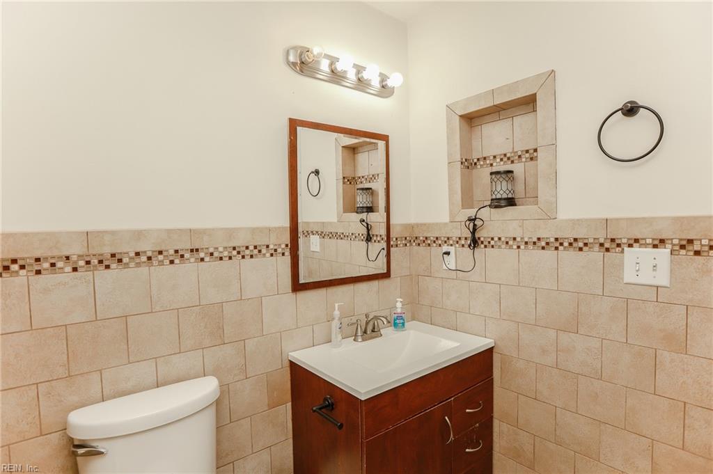 939 Coach Trail Newport News VA 23608