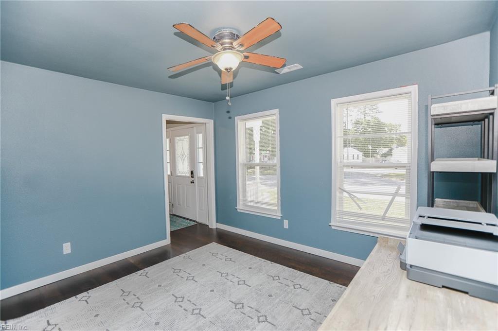 939 Coach Trail Newport News VA 23608