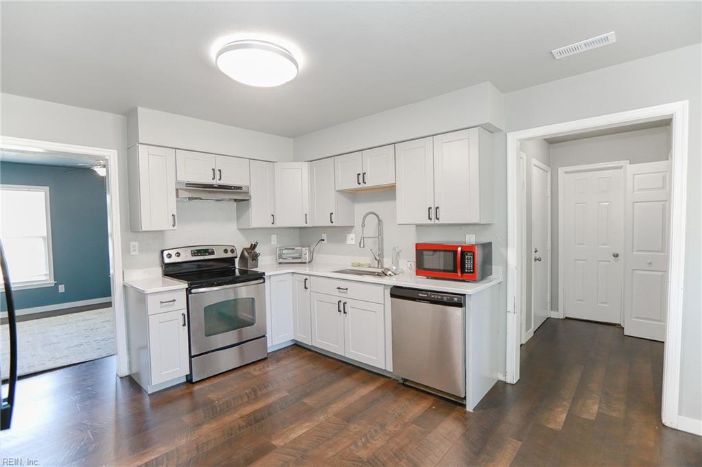 939 Coach Trail Newport News VA 23608