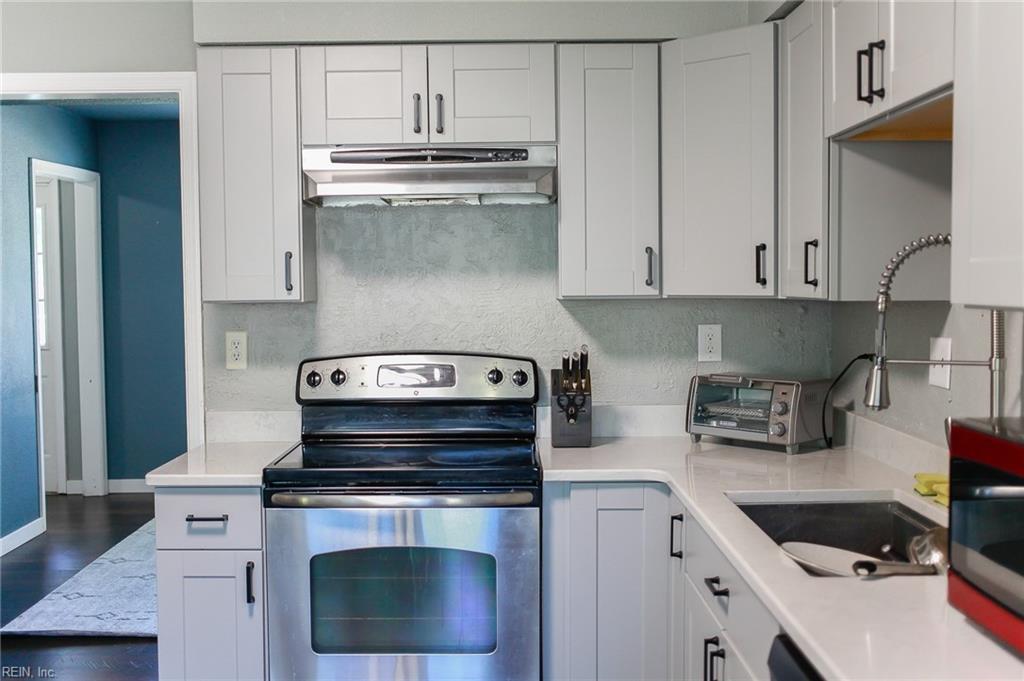 939 Coach Trail Newport News VA 23608