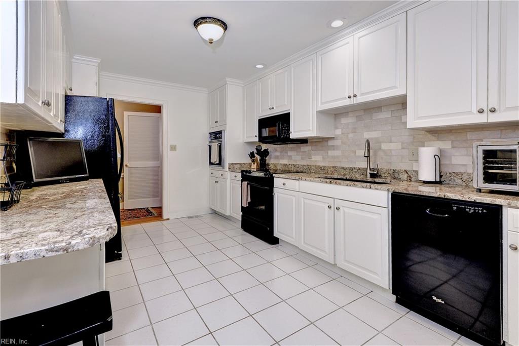 7 Merry Point Terrace Newport News VA 23606