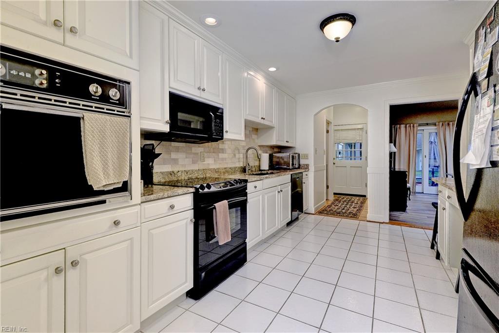 7 Merry Point Terrace Newport News VA 23606