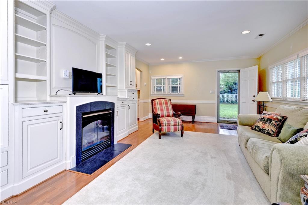 7 Merry Point Terrace Newport News VA 23606