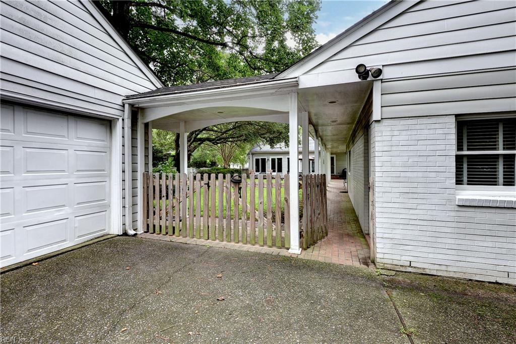 7 Merry Point Terrace Newport News VA 23606