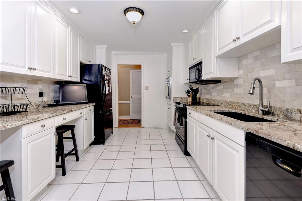 7 Merry Point Terrace Newport News VA 23606