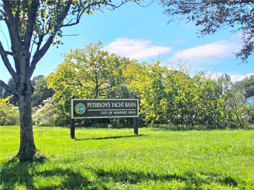 226 Maple Avenue Newport News VA 23607