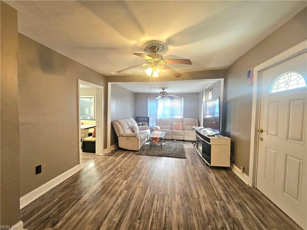 226 Maple Avenue Newport News VA 23607