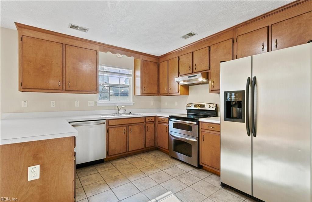 108 Ripon Way Newport News VA 23608
