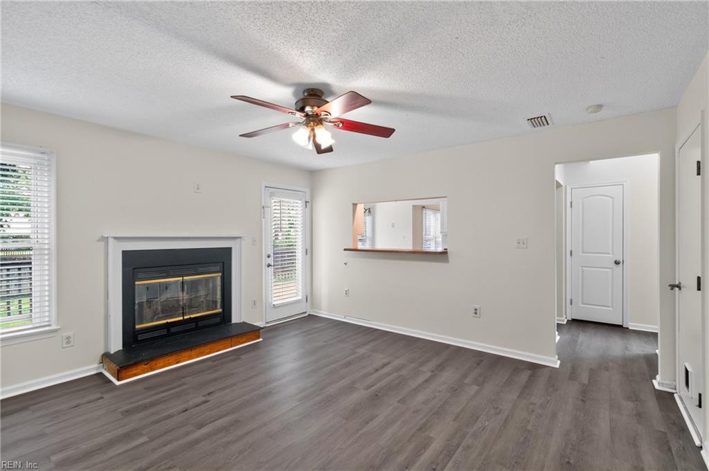 431 Warner Hall Place Newport News VA 23608