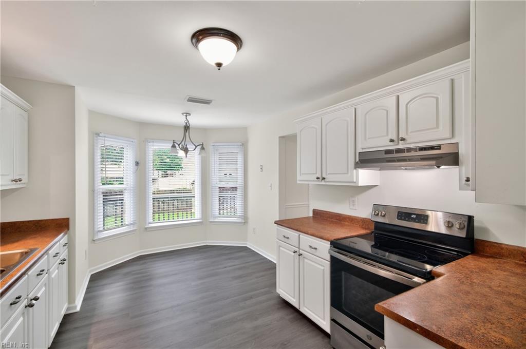 431 Warner Hall Place Newport News VA 23608