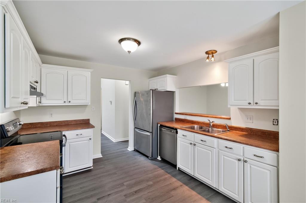 431 Warner Hall Place Newport News VA 23608