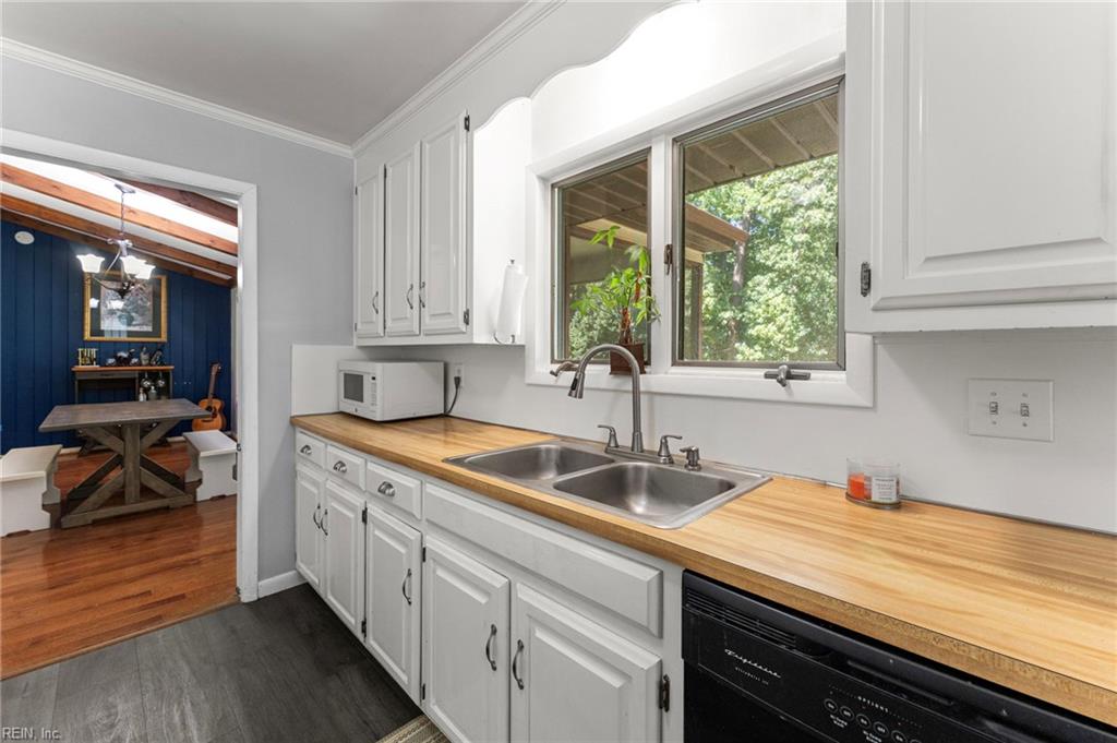 6481 Glenside Court Gloucester VA 23061