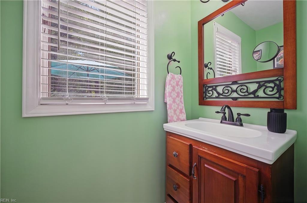 6 Foxcroft Road Williamsburg VA 23188