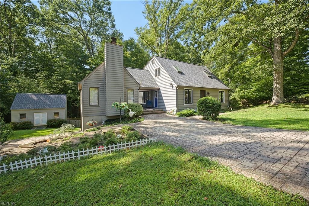 6 Foxcroft Road Williamsburg VA 23188