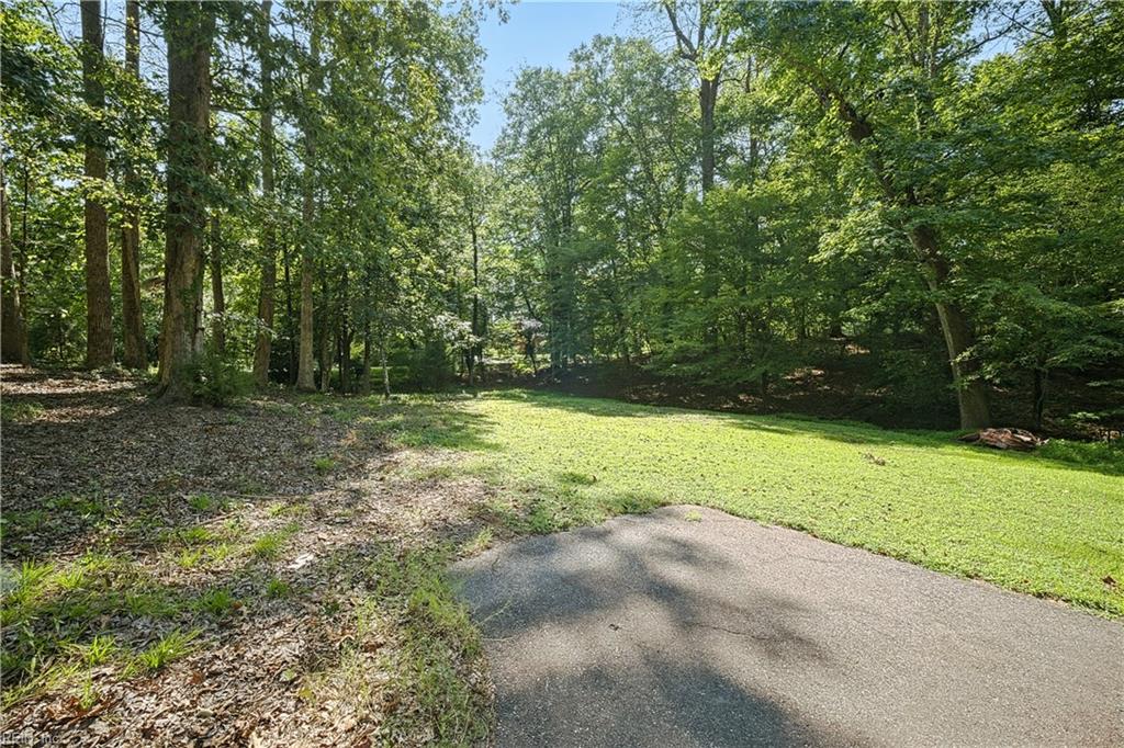 6 Foxcroft Road Williamsburg VA 23188