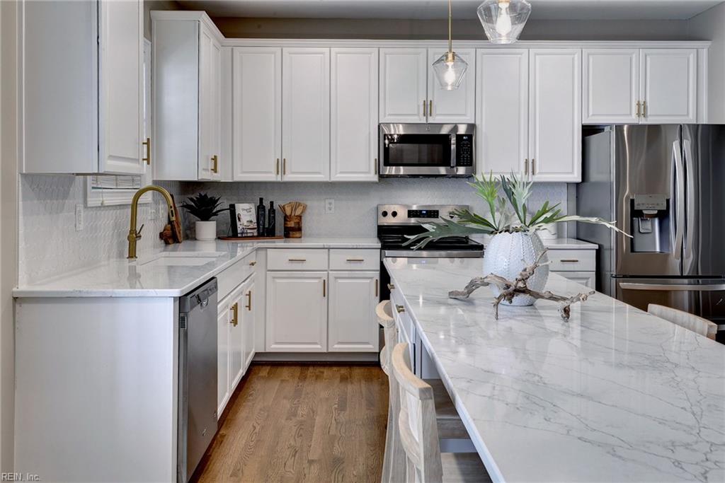 4032 Thorngate Drive Williamsburg VA 23188