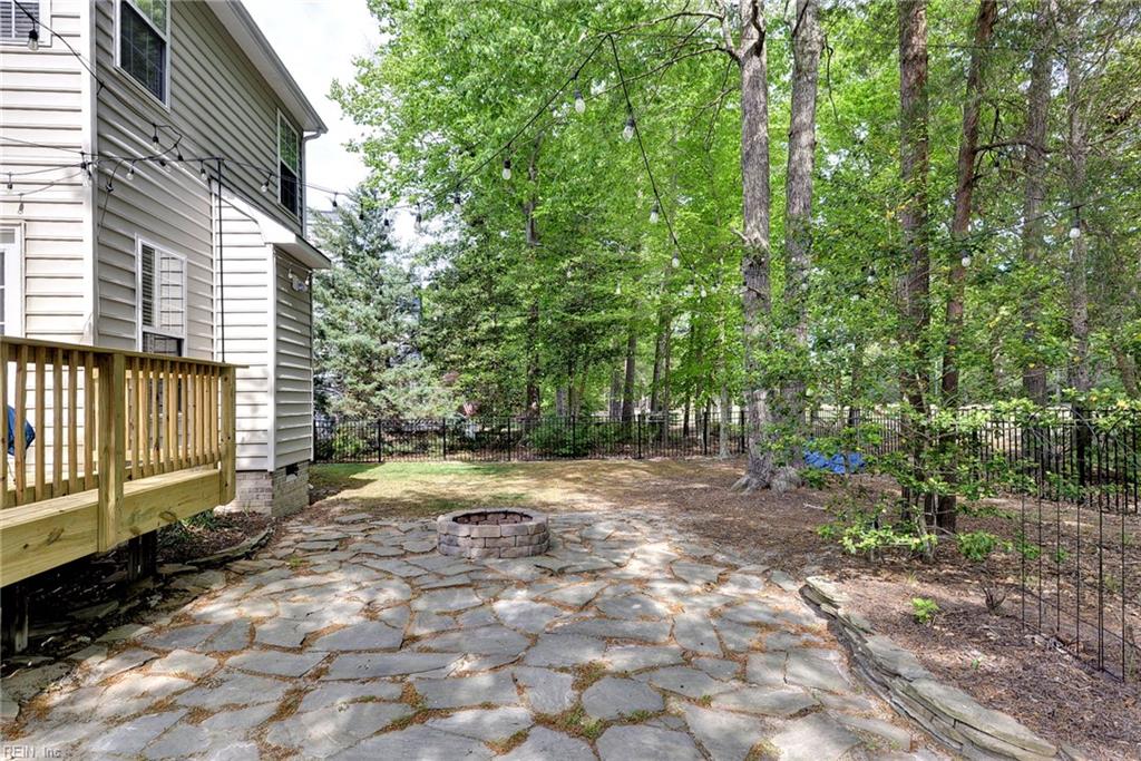 4032 Thorngate Drive Williamsburg VA 23188