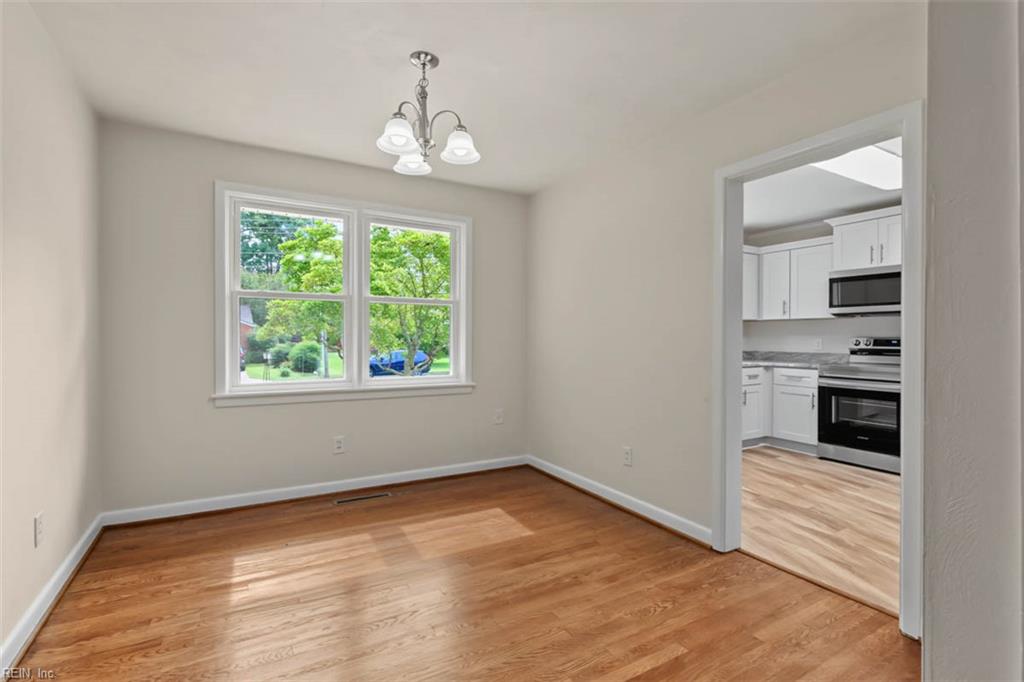 17 Carolyn Drive Newport News VA 23606