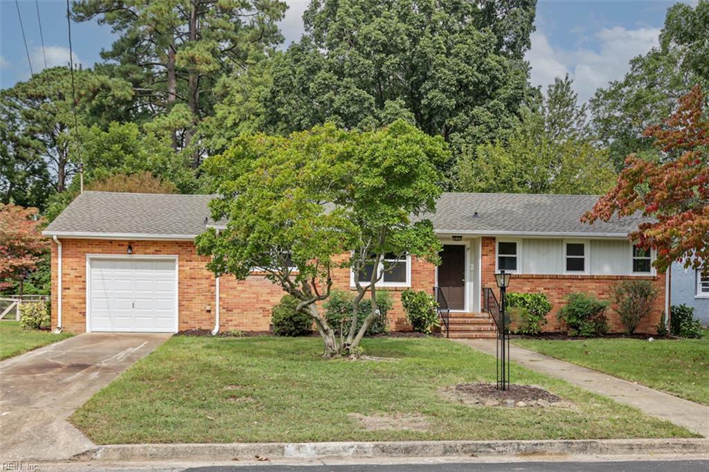 17 Carolyn Drive Newport News VA 23606