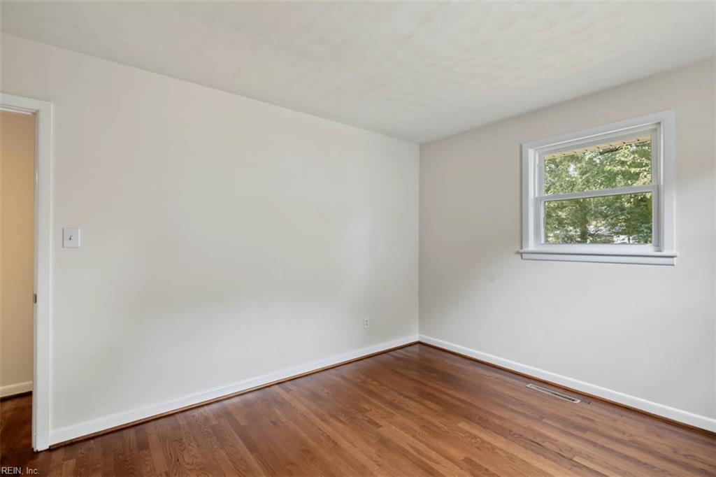 17 Carolyn Drive Newport News VA 23606