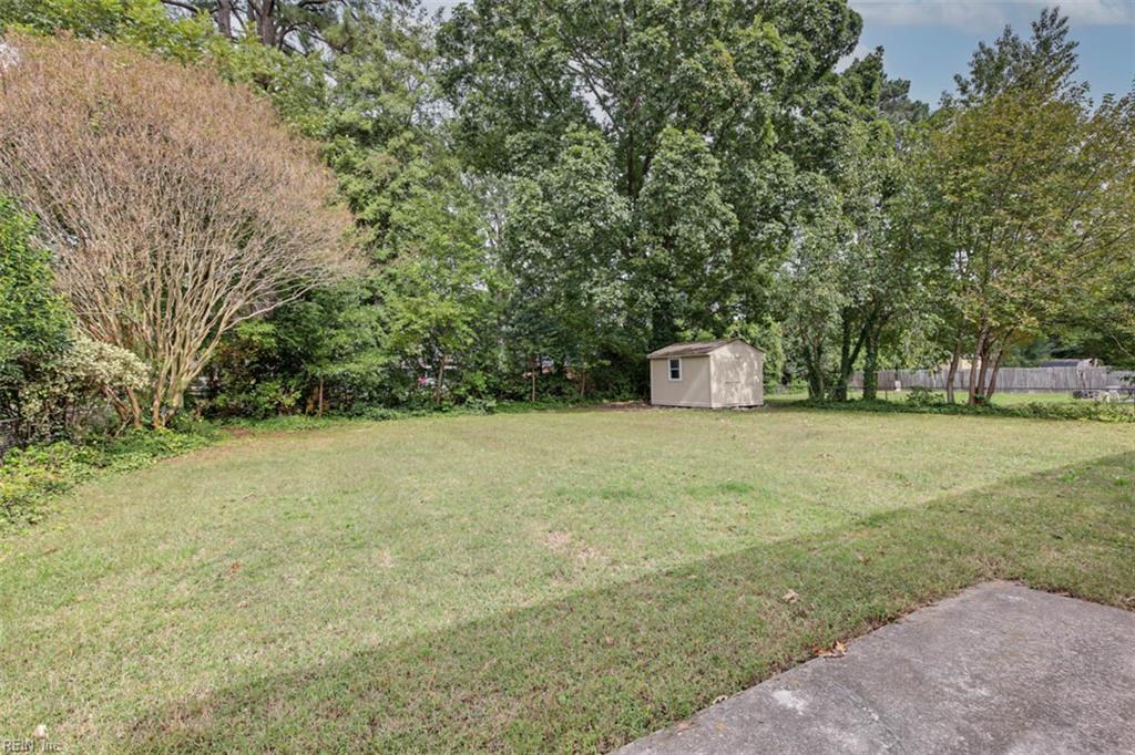 17 Carolyn Drive Newport News VA 23606