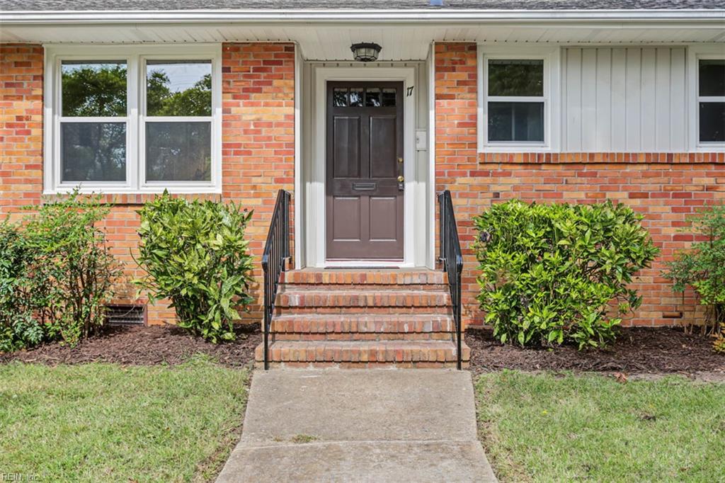 17 Carolyn Drive Newport News VA 23606