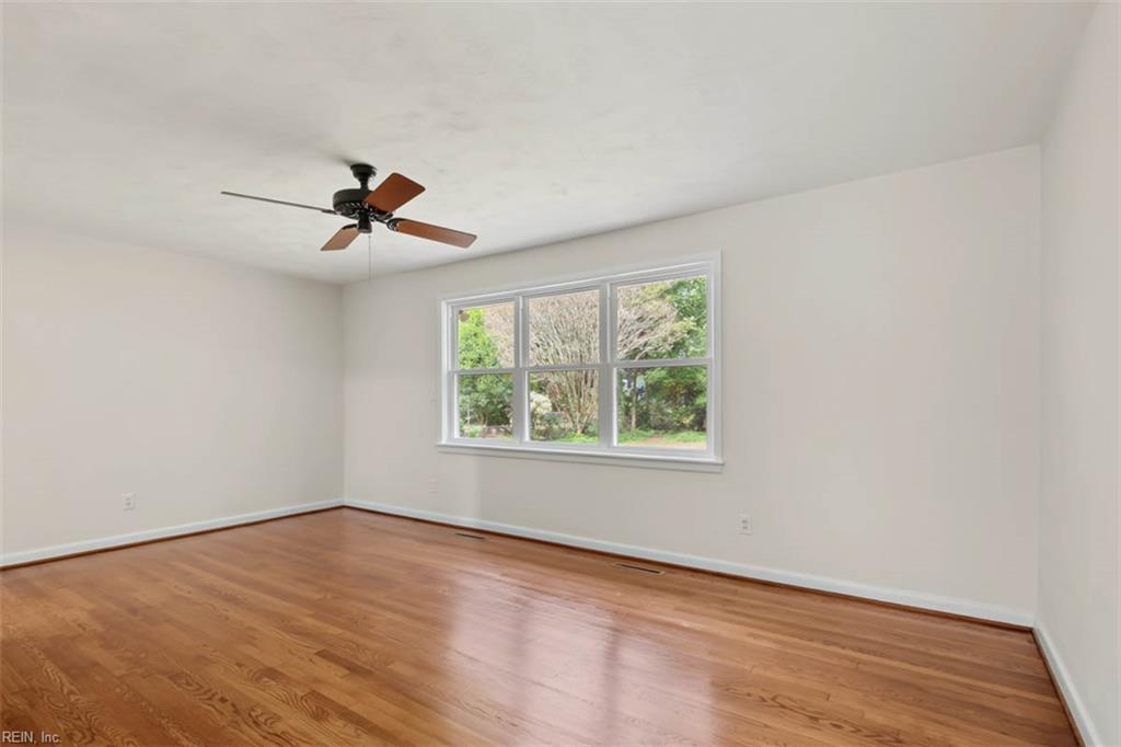 17 Carolyn Drive Newport News VA 23606