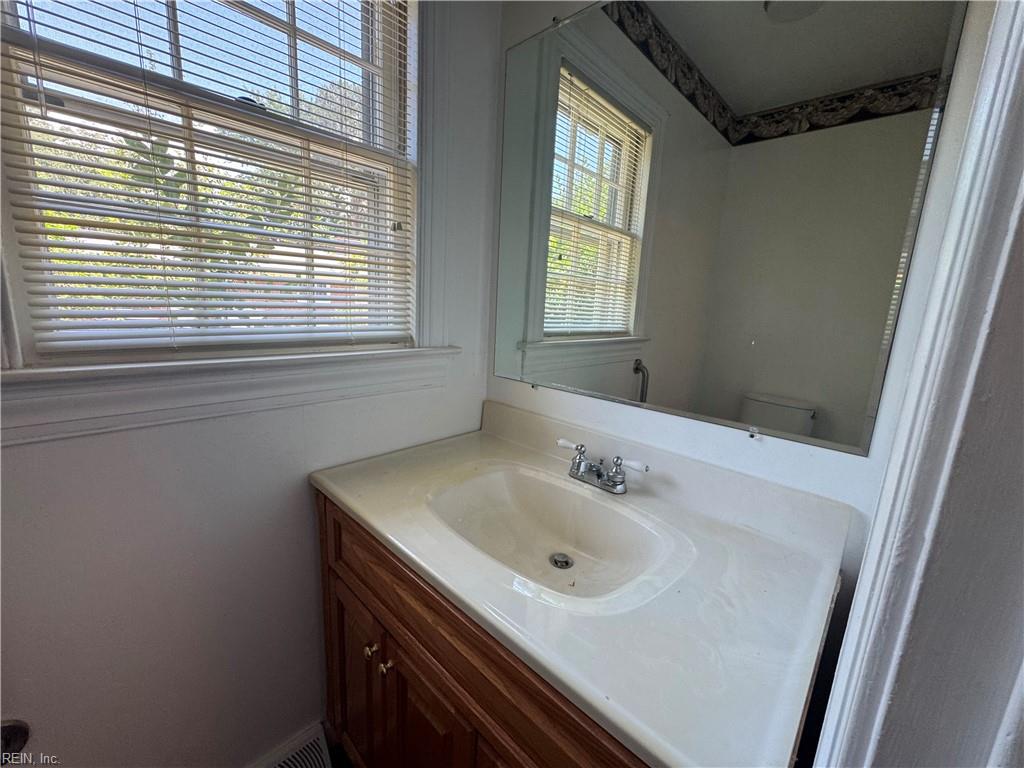 12 Beverly Hills Drive Newport News VA 23606