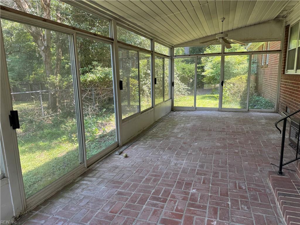 12 Beverly Hills Drive Newport News VA 23606
