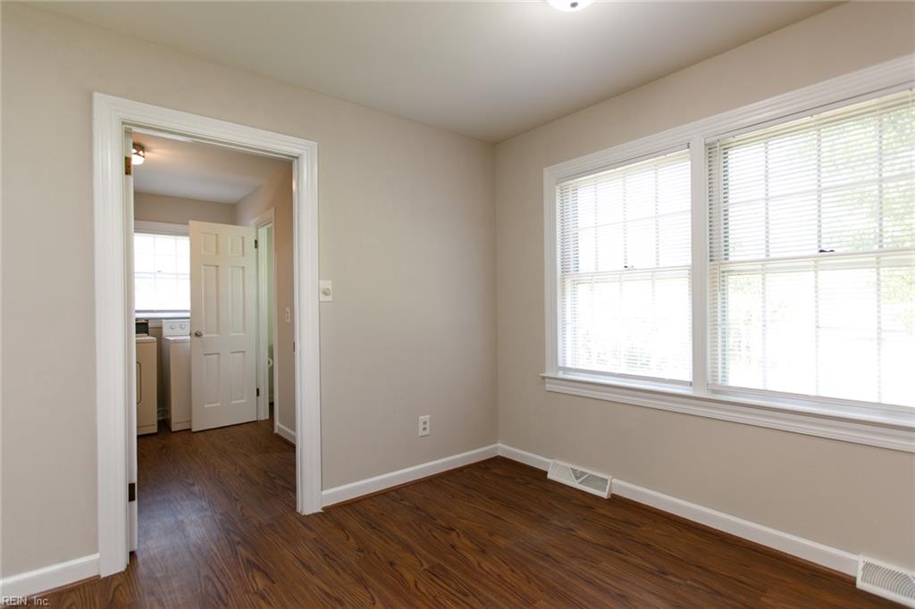 12 Beverly Hills Drive Newport News VA 23606