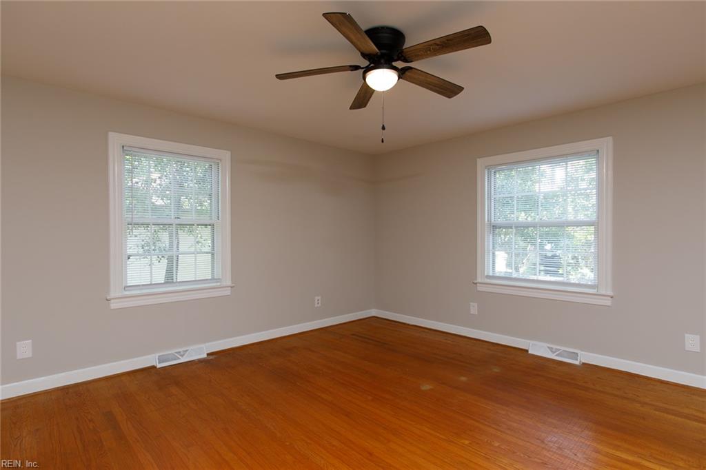 12 Beverly Hills Drive Newport News VA 23606