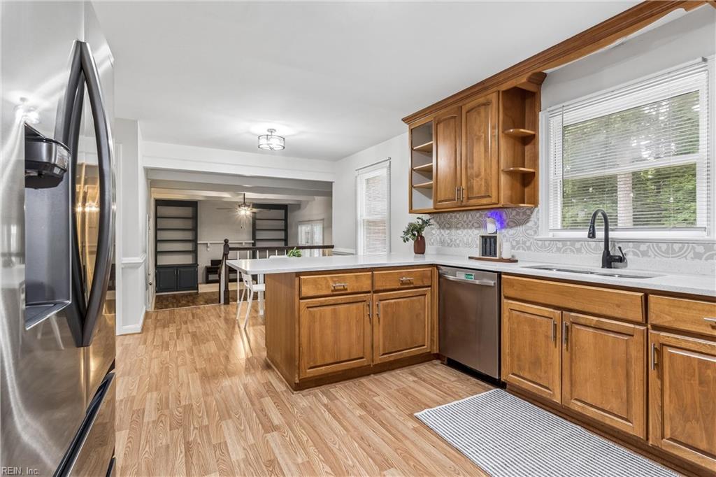 112 Breezy Point Drive Yorktown VA 23692