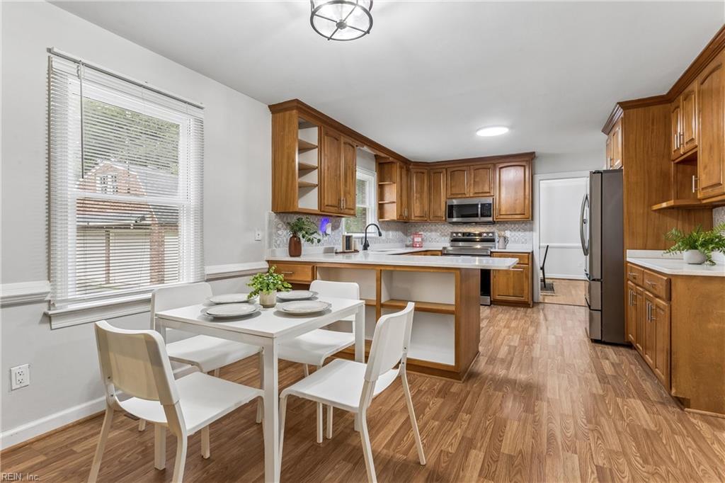 112 Breezy Point Drive Yorktown VA 23692