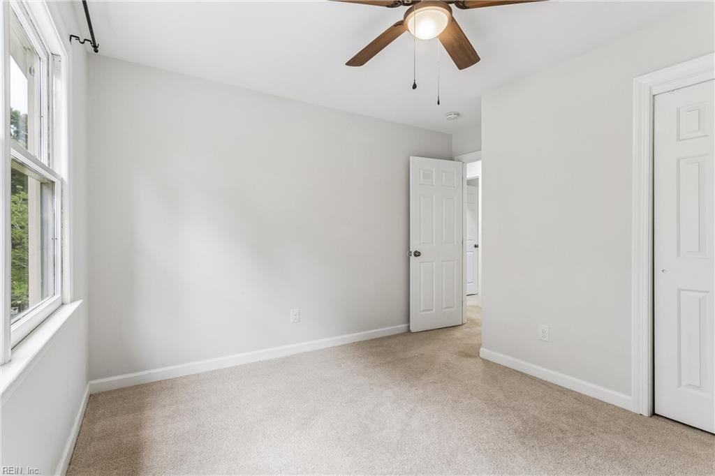 112 Breezy Point Drive Yorktown VA 23692
