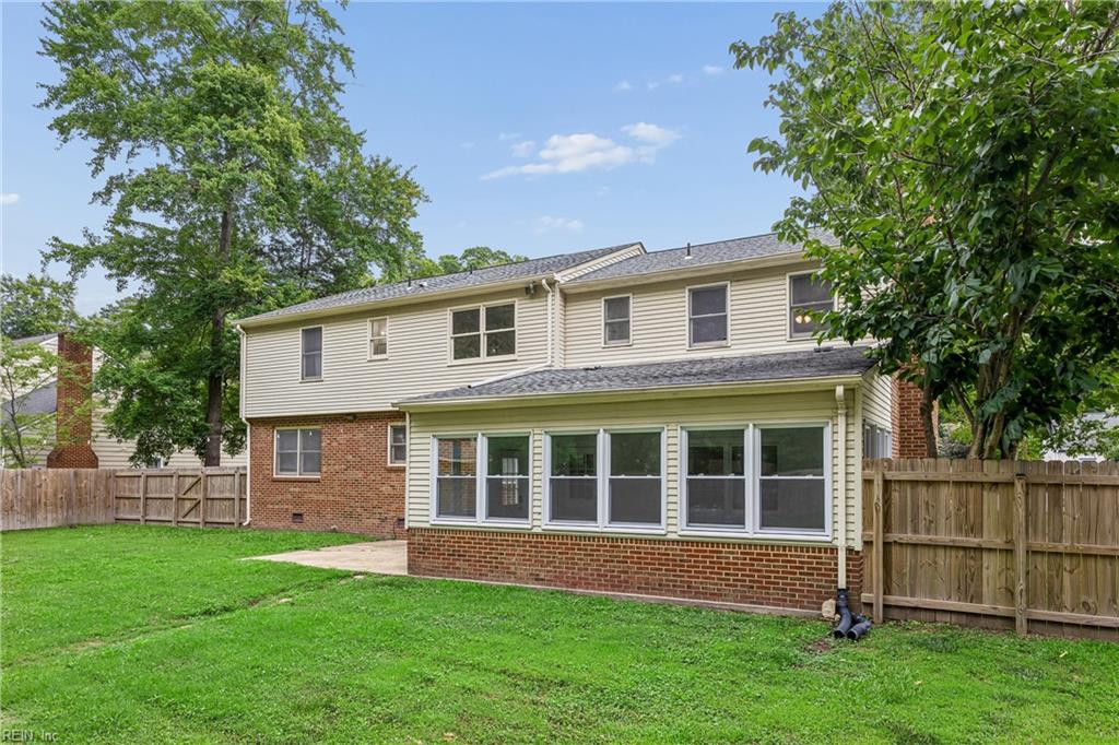 112 Breezy Point Drive Yorktown VA 23692