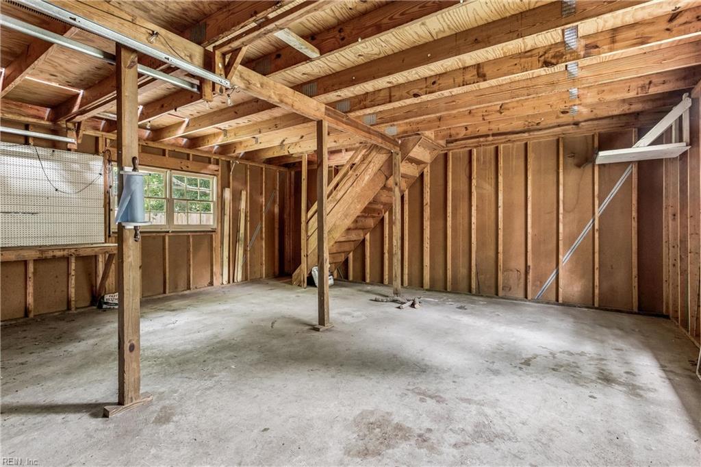 112 Breezy Point Drive Yorktown VA 23692