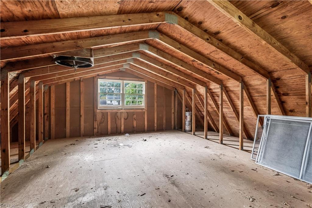 112 Breezy Point Drive Yorktown VA 23692
