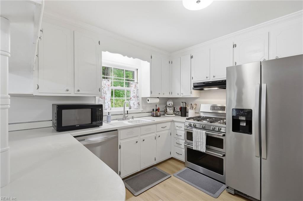 105 Huxley Place Newport News VA 23606