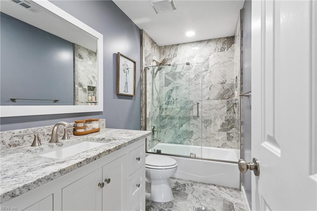 962 Heathland Drive Newport News VA 23602