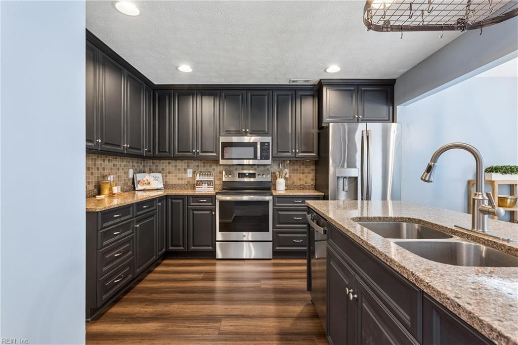 962 Heathland Drive Newport News VA 23602