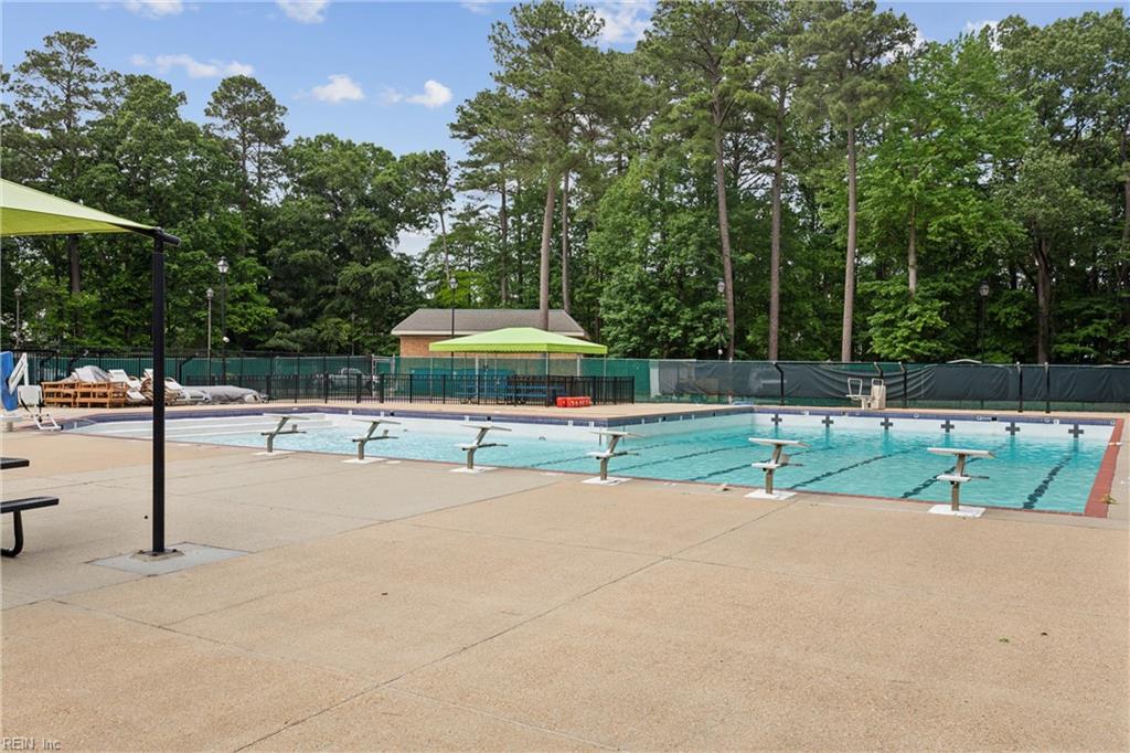 962 Heathland Drive Newport News VA 23602