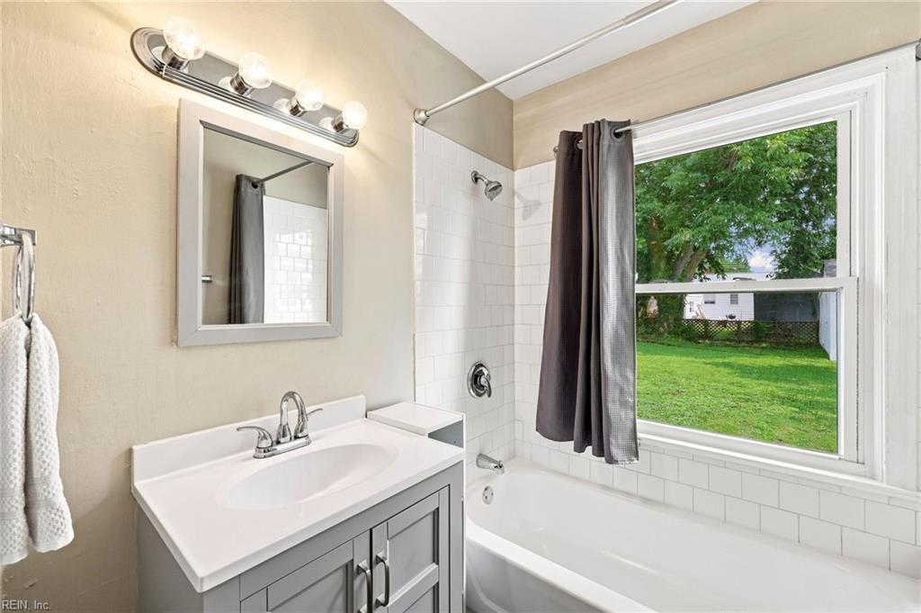 308 North Avenue Newport News VA 23601